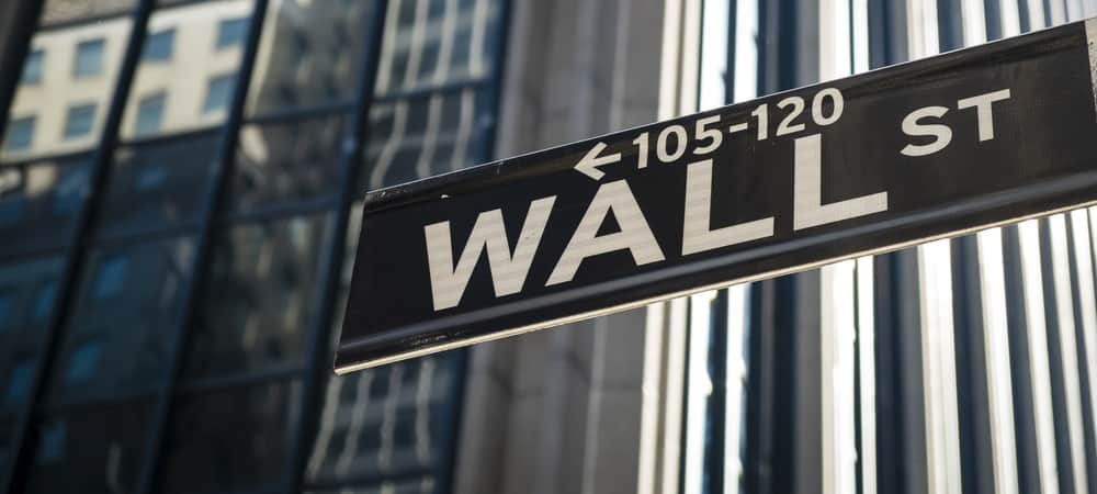 Commercials are the large Wall Street firms that know the market the best. And in the Treasury market, commercials have been rushing to buy bonds.