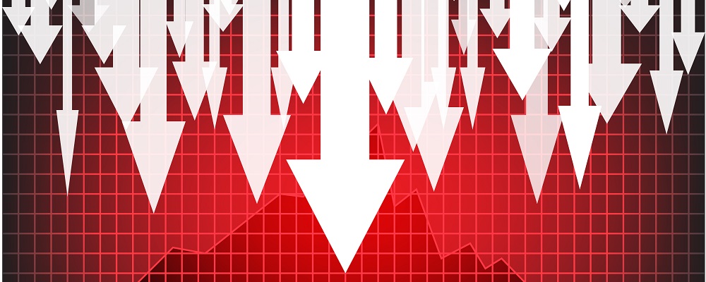 The pattern I stumbled on is a classic head-and-shoulders pattern. In this case, it is calling for a sharp decline — and soon.