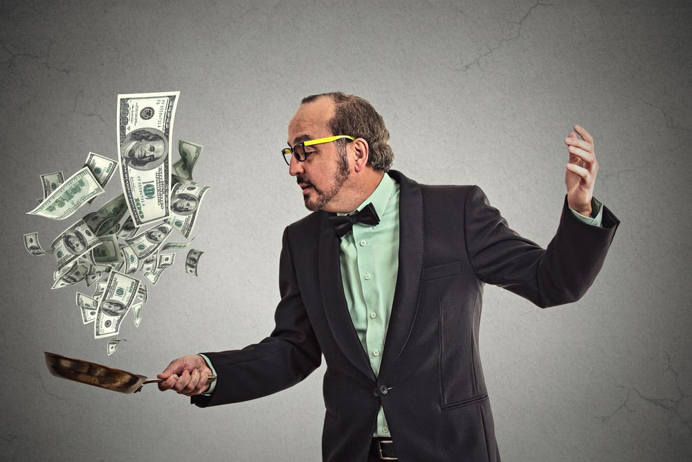 Hedge funds drive booms and busts. Watching the funds helps investors avoid crashes and only buy at the right moments.