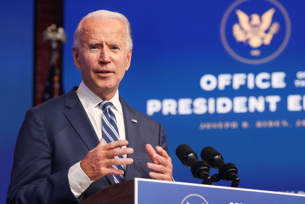 Today, let’s look at some of the main ways that Biden’s plan would affect electric vehicles in the years ahead.