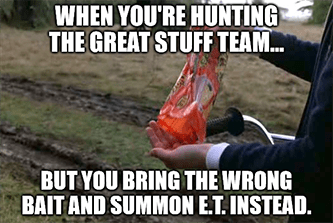 Hunting GS team summon E.T. instead meme
