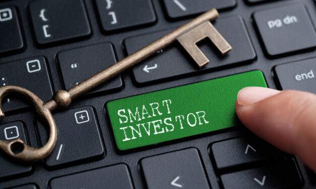Here’s What Smart Investors Are Doing Now
