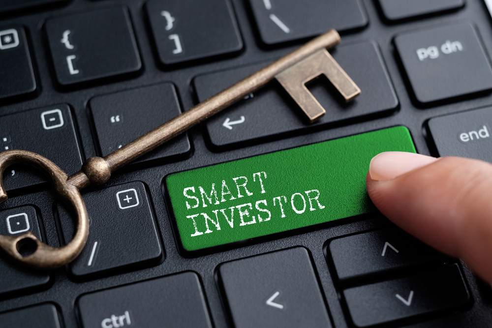 the key to trading according to smart investors like Warren Buffett