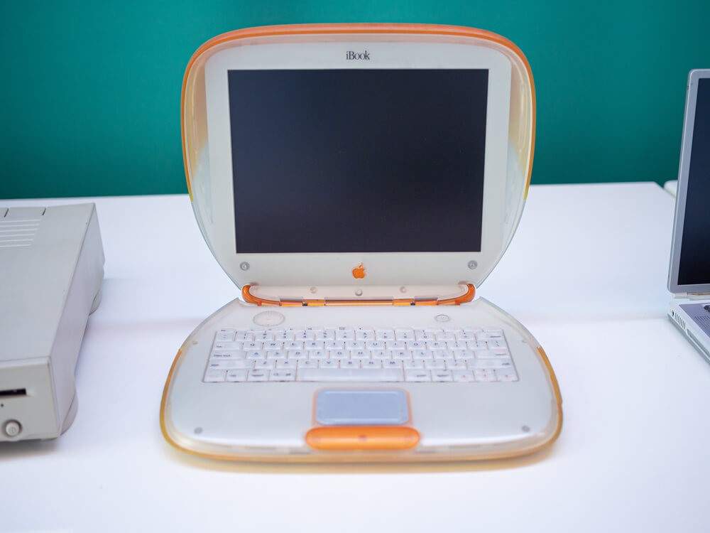 Bring back colored plastic laptops! 