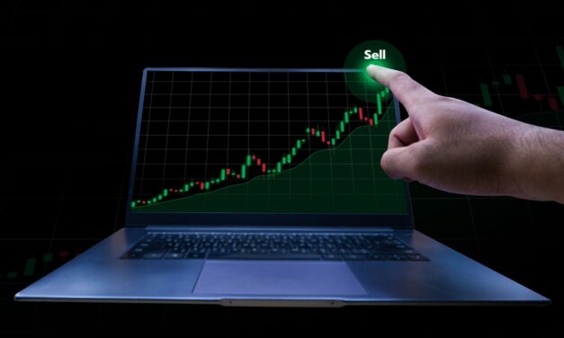 Why Smart Traders Take Profits Into Strength
