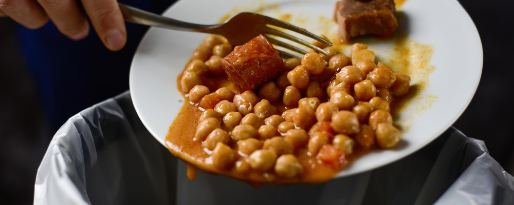 A problem that often gets overlooked is food waste. But now, with the ever-growing popularity of apps, many have been created to help cut back.