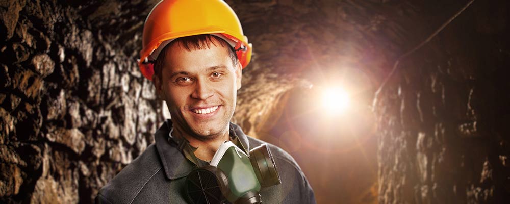 Mining companies that produce copper and zinc are going to make much more money in 2018.This should be a fantastic year for mining investments.Here's why.