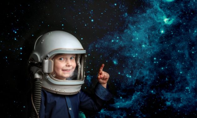 2 Stocks That Let You Invest in Space for Enormous Profit Potential