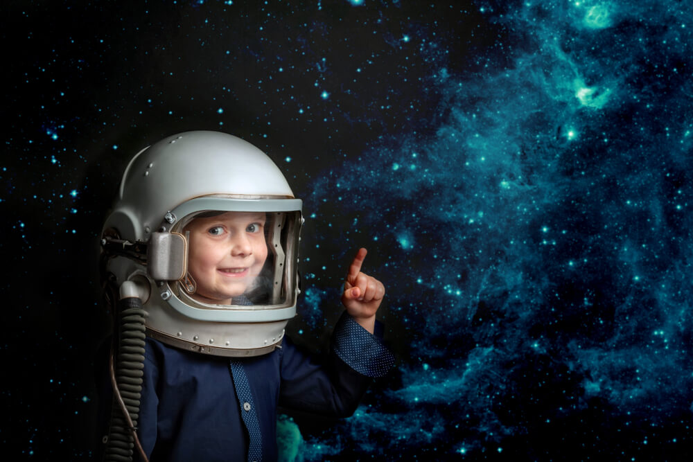 2 Stocks That Let You Invest in Space for Enormous Profit Potential