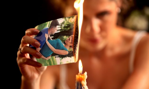 Big Tech Stocks Tank Under Antitrust Scrutiny