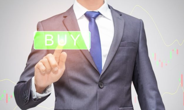 S&P 500 Index Price Chart Declines, but Rate Cut Will Boost Stocks