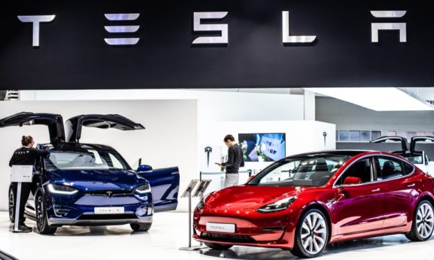 Tesla’s Q3 Earnings: Slowing Sales and Free Cash Flow Drop