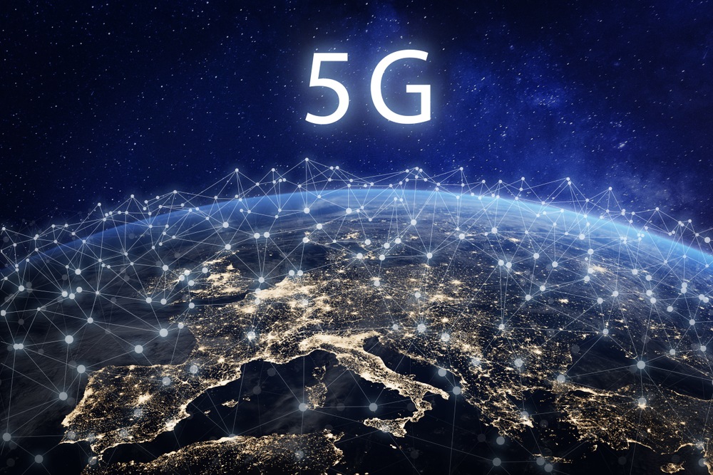 Experts Jeff Yastine and Ted Bauman discuss some of 5G’s hottest investment opportunities, and why this new technology is truly a global revolution.
