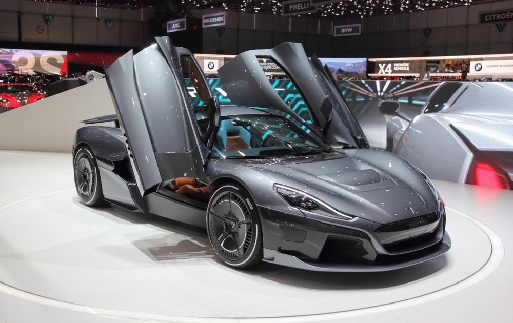 tesla model s plaid hypercar electric vehicle