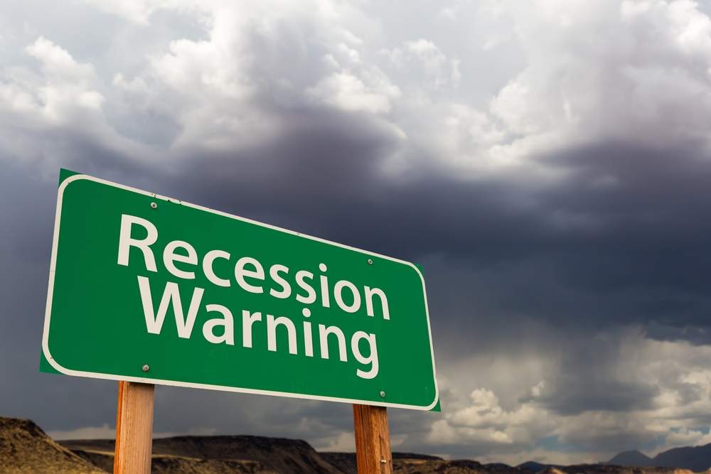 8 out of 10 economic indicators point to a recession