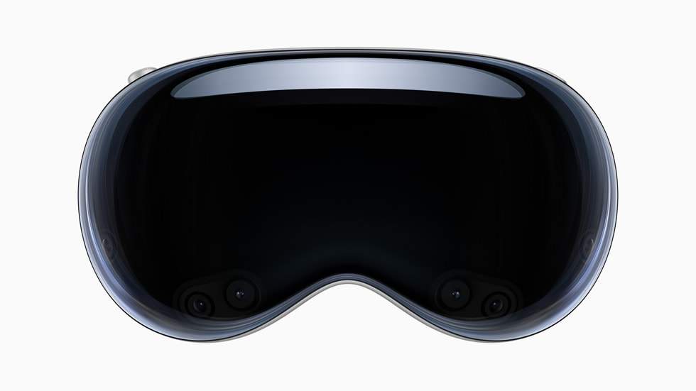 Apple unveils a virtual reality headset.